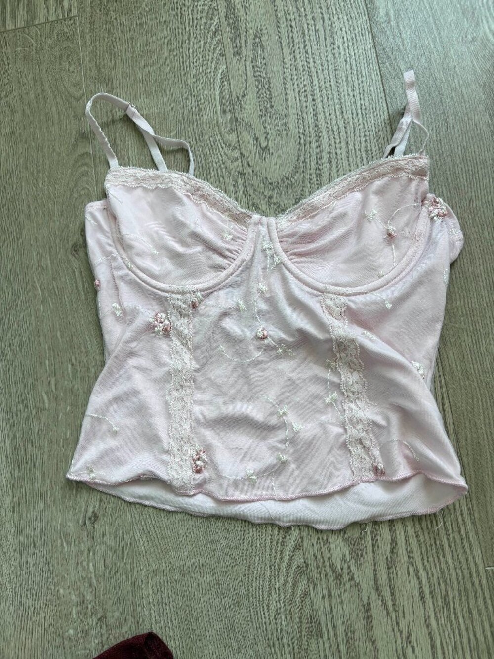 EDIKTED BABY PINK CORSET TOP